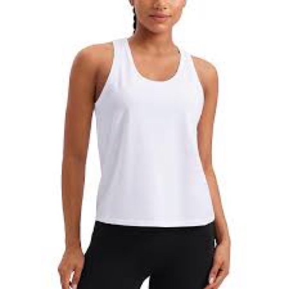 Tek Gear Women's Classic White Tank Top with built-in bra - Picture 1 of 9